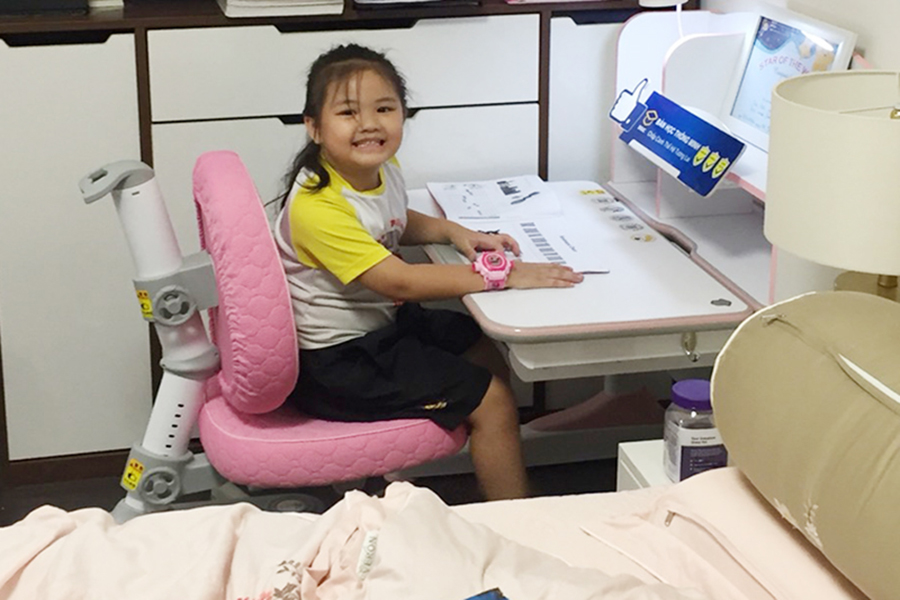 ban-hoc-thong-minh-chong-gu-drz-8001-1