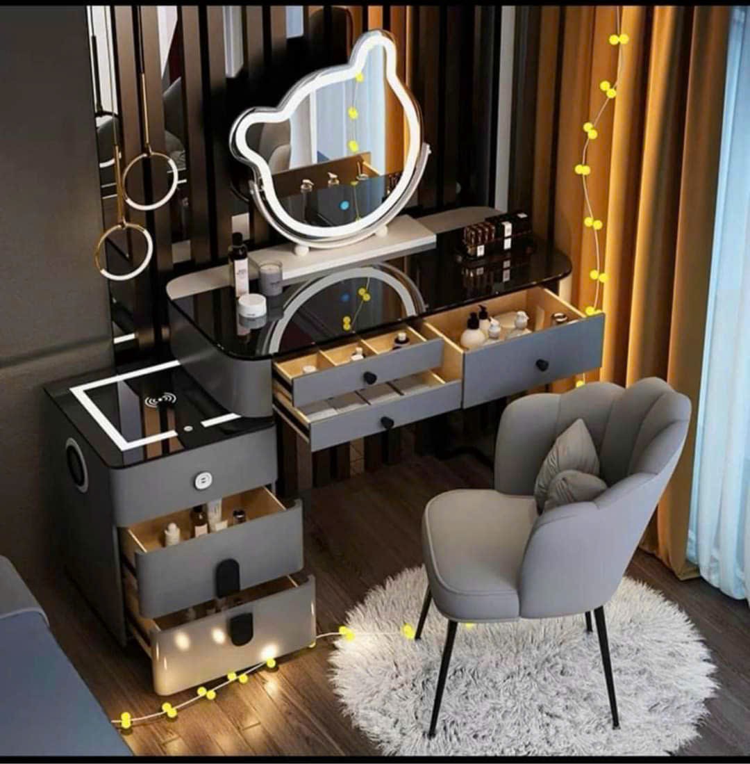 Bộ bàn phấn tai gấu nhập khẩu hiện đại | ABP005